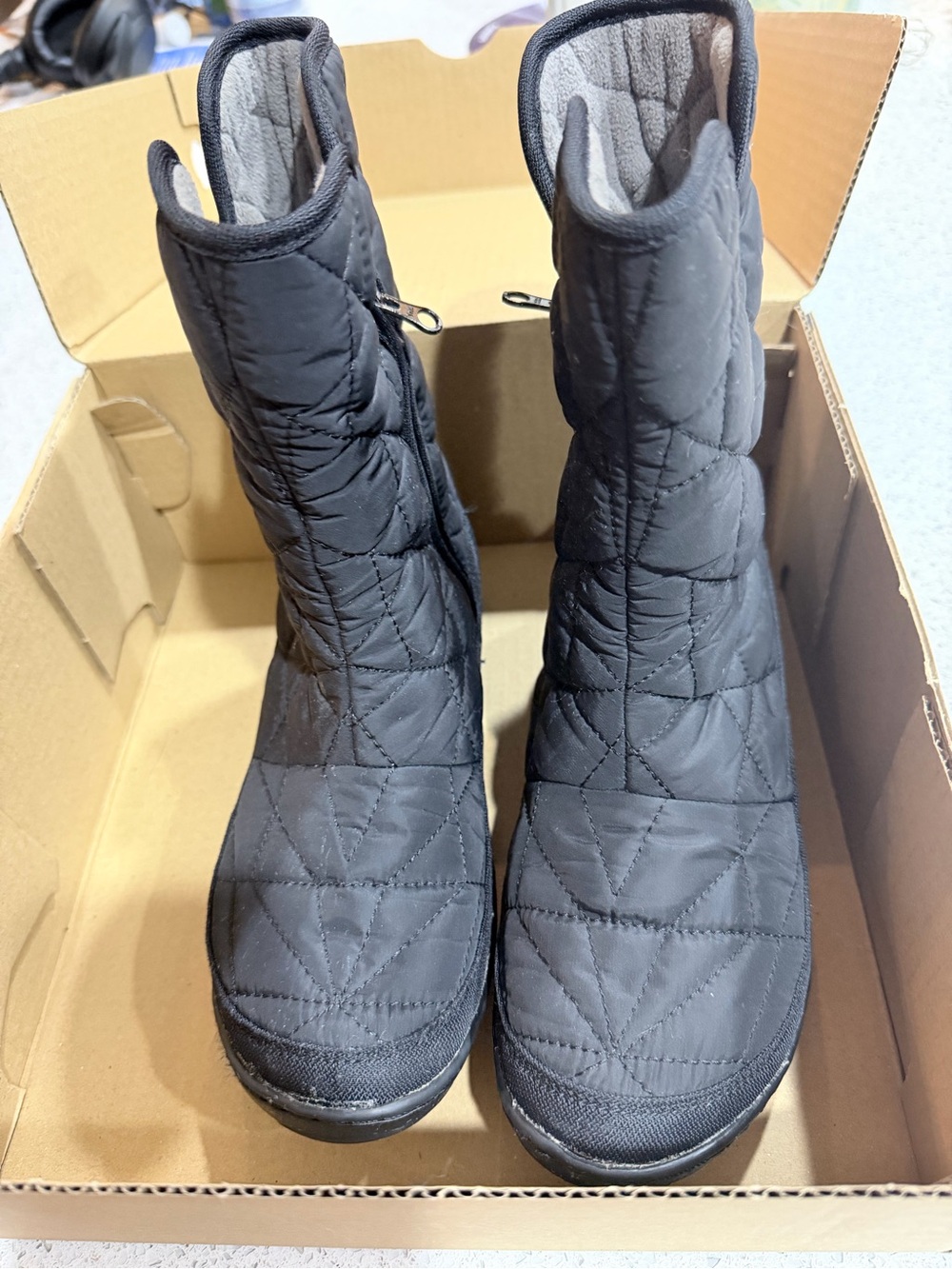 Columbia Powder Summit Slip Waterproof Winter Boots Women’s 6.5 Black